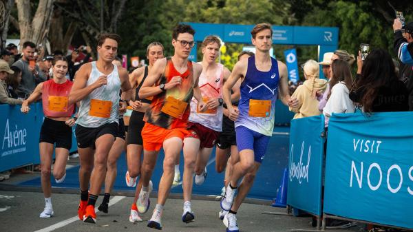 The start of the half marathon at the ASIC Runaway Noosa Marathon